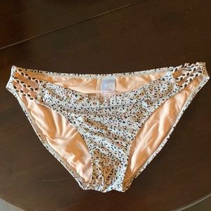 Xhiliration Swim: Leonard print bikini bottoms